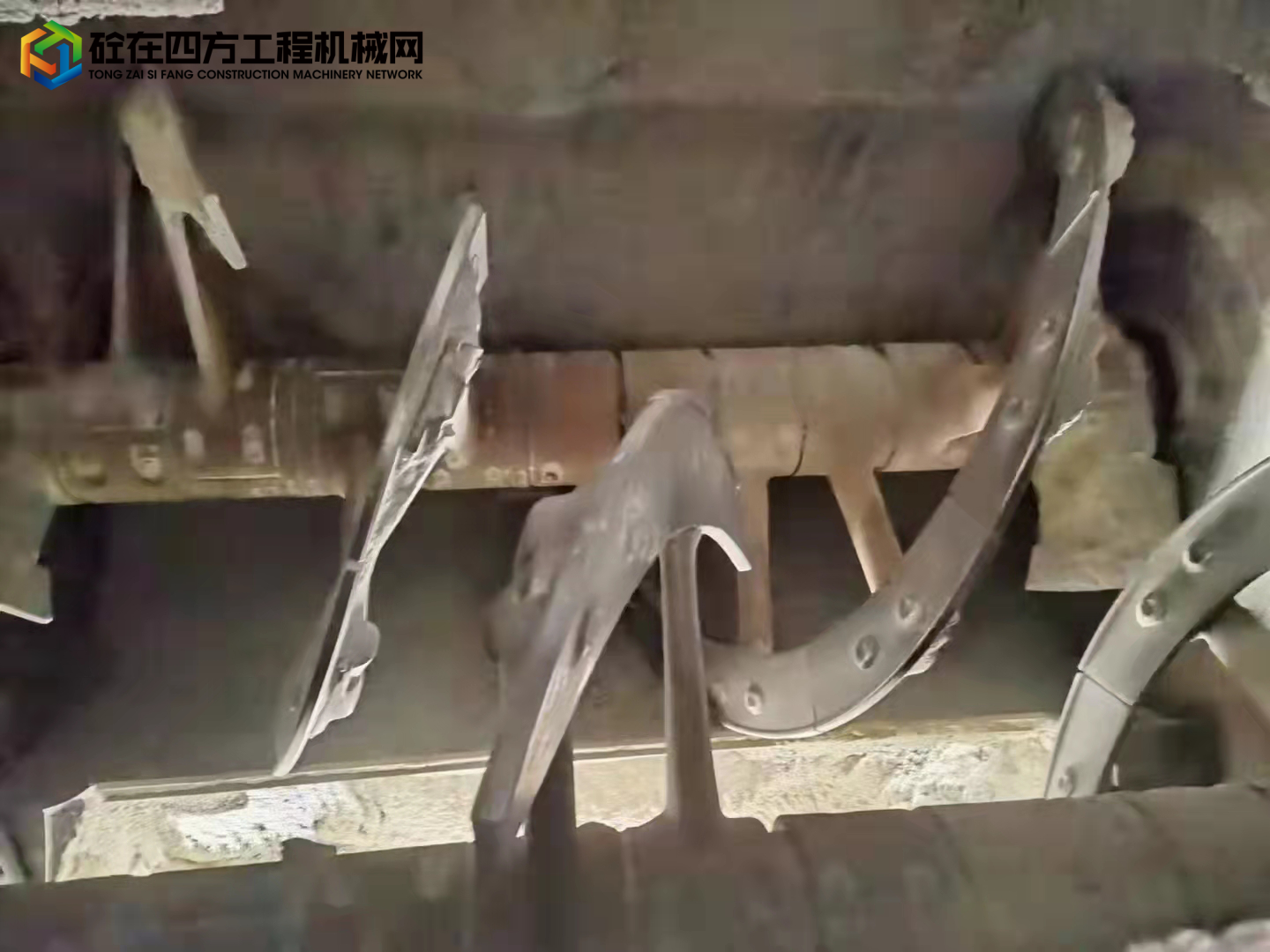 https://images.tongzsf.com/tong/truck_machine/20220316/162313d6c16b36.jpg