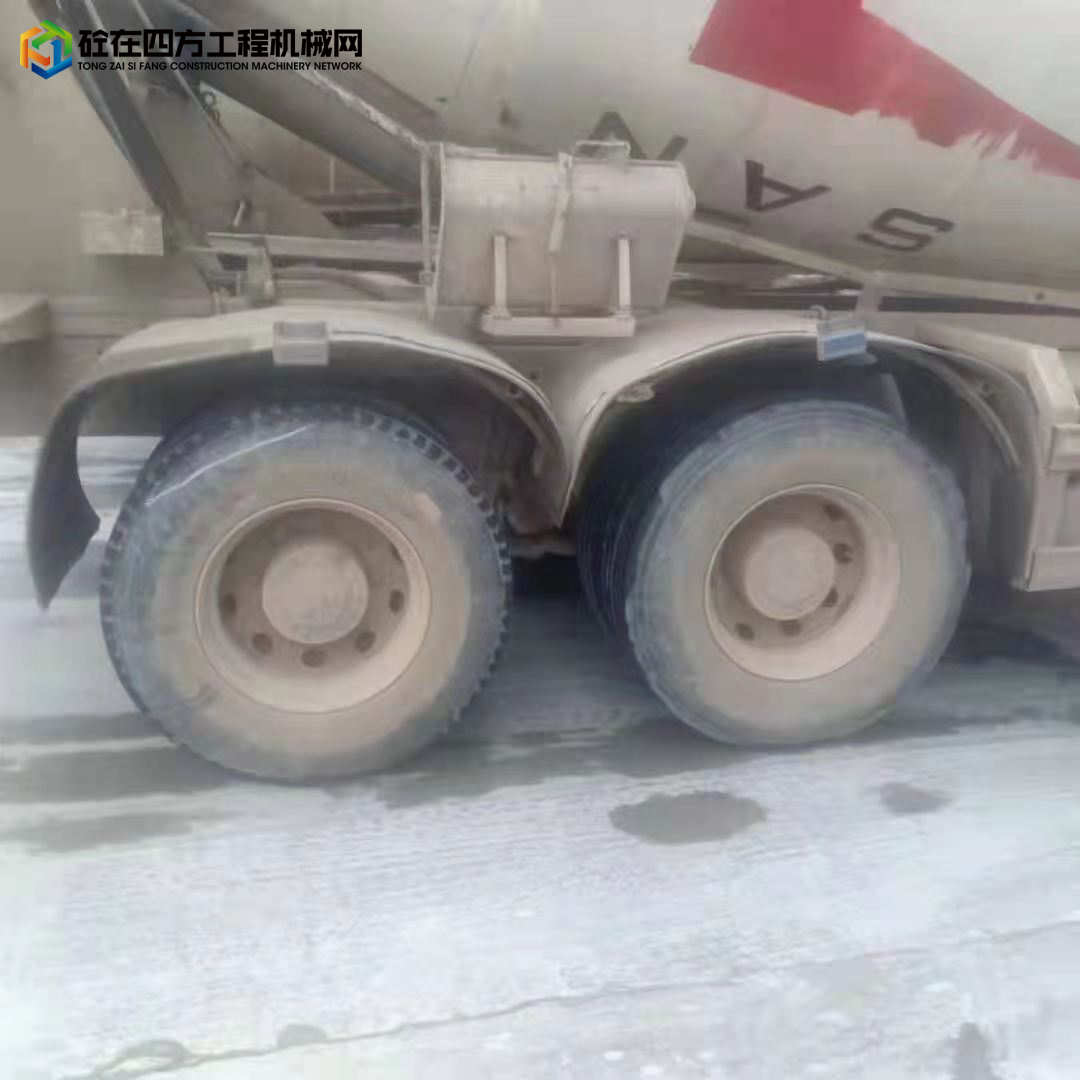 https://images.tongzsf.com/tong/truck_machine/20220316/162319ea72461d.jpg