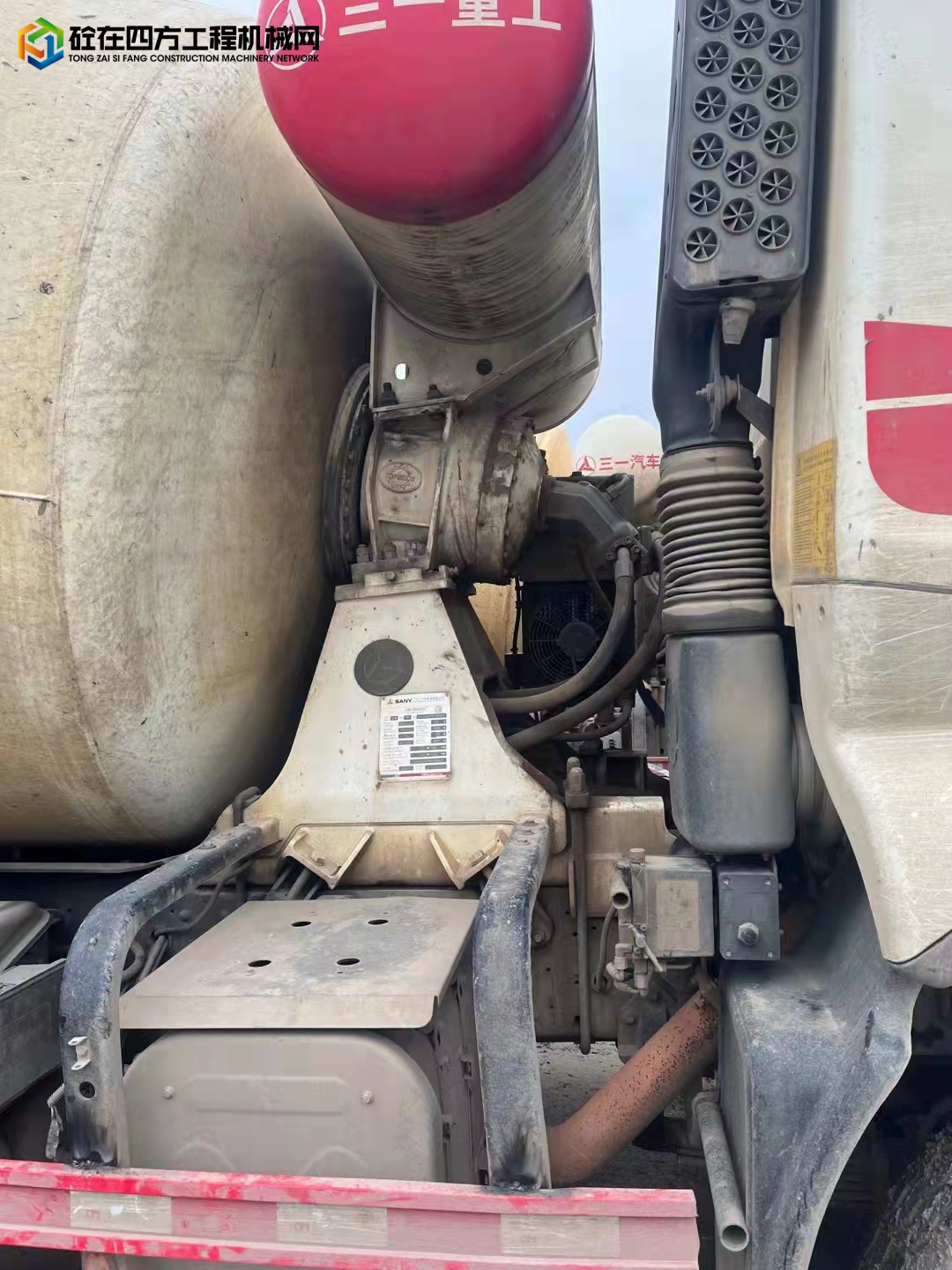 https://images.tongzsf.com/tong/truck_machine/20220317/16232e55c8a25a.jpg