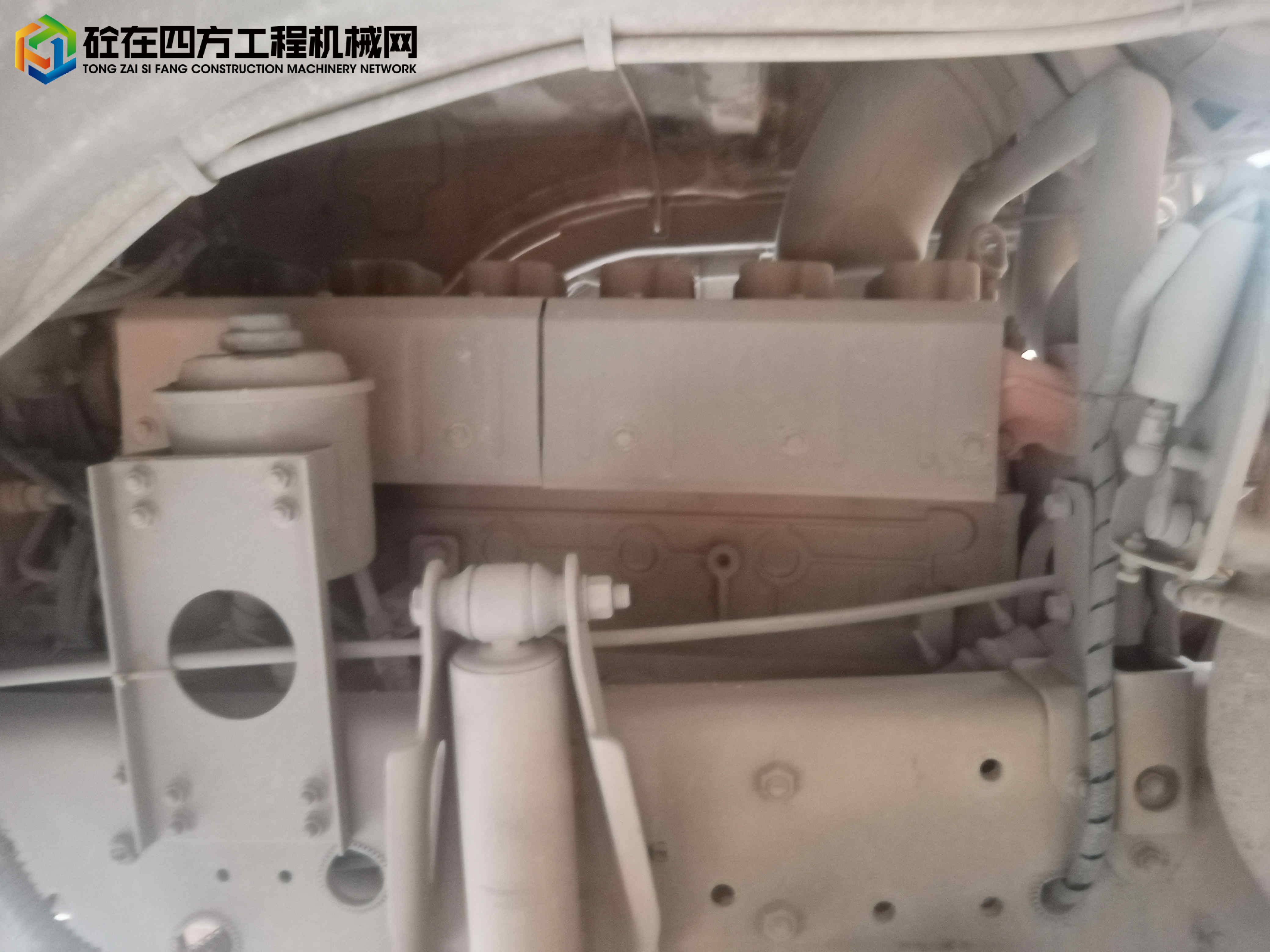 https://images.tongzsf.com/tong/truck_machine/20220321/16237d9a9286c0.jpg