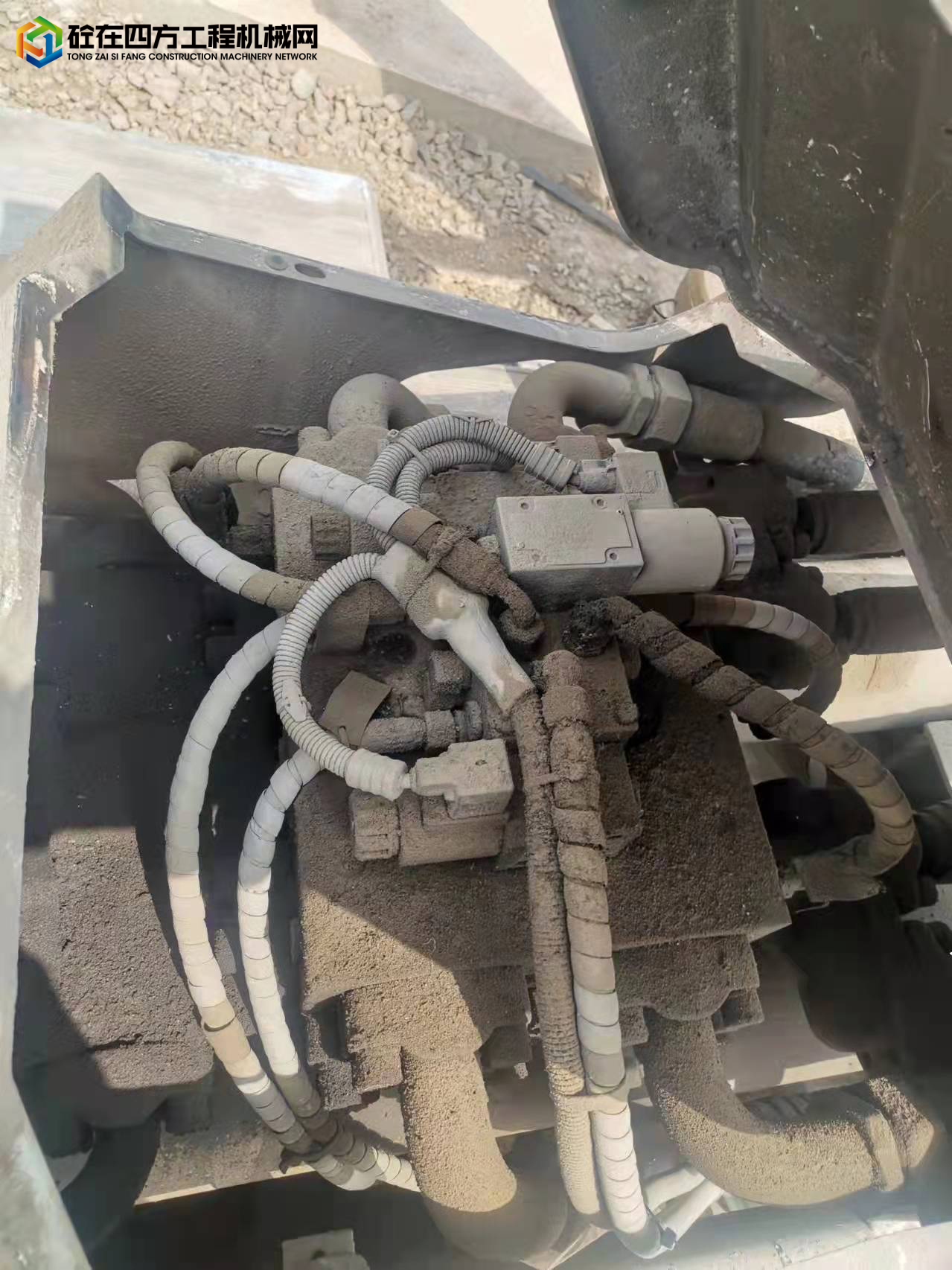 https://images.tongzsf.com/tong/truck_machine/20220321/16237dd632e19c.jpg