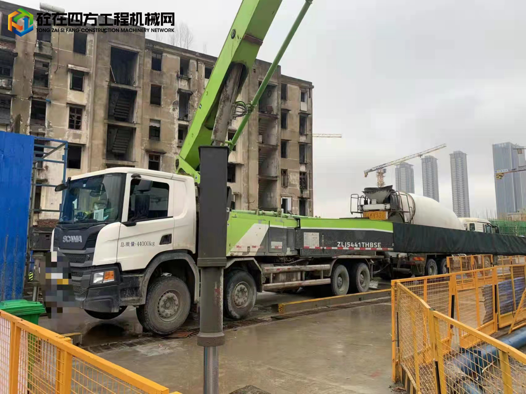 https://images.tongzsf.com/tong/truck_machine/20220321/162381a3a80848.jpg