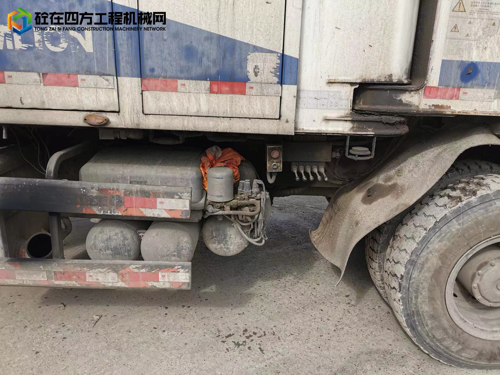 https://images.tongzsf.com/tong/truck_machine/20220322/1623938ee8b8aa.jpg