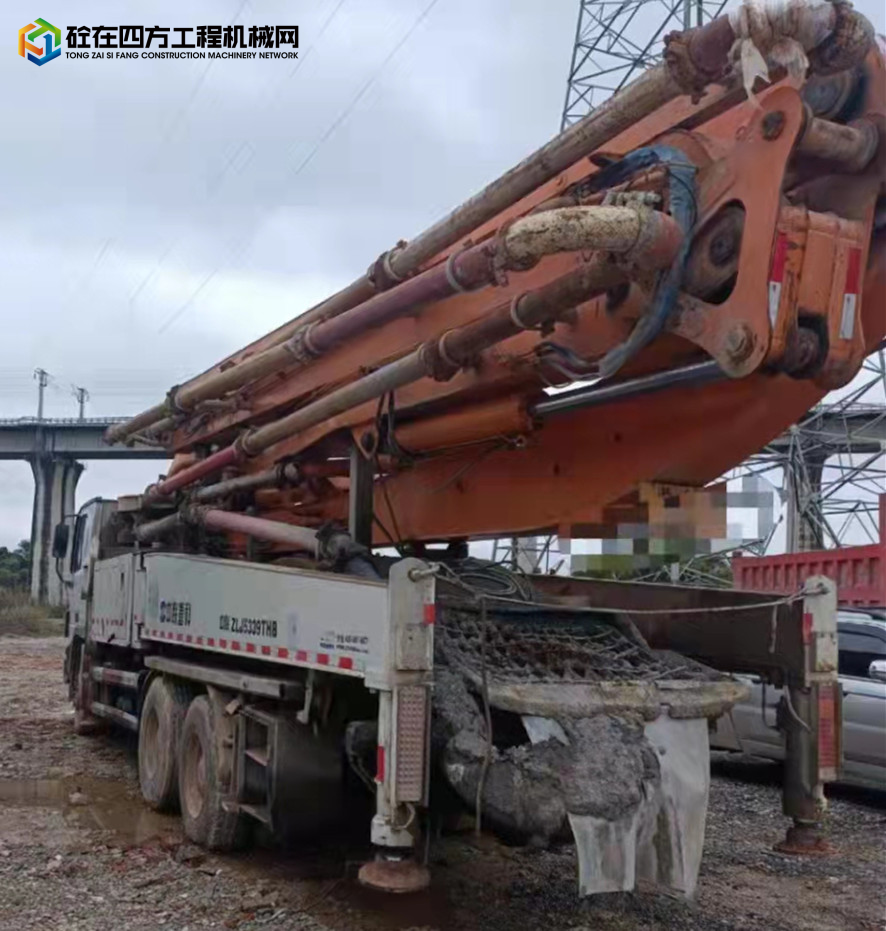 https://images.tongzsf.com/tong/truck_machine/20220322/162393f4e62182.jpg