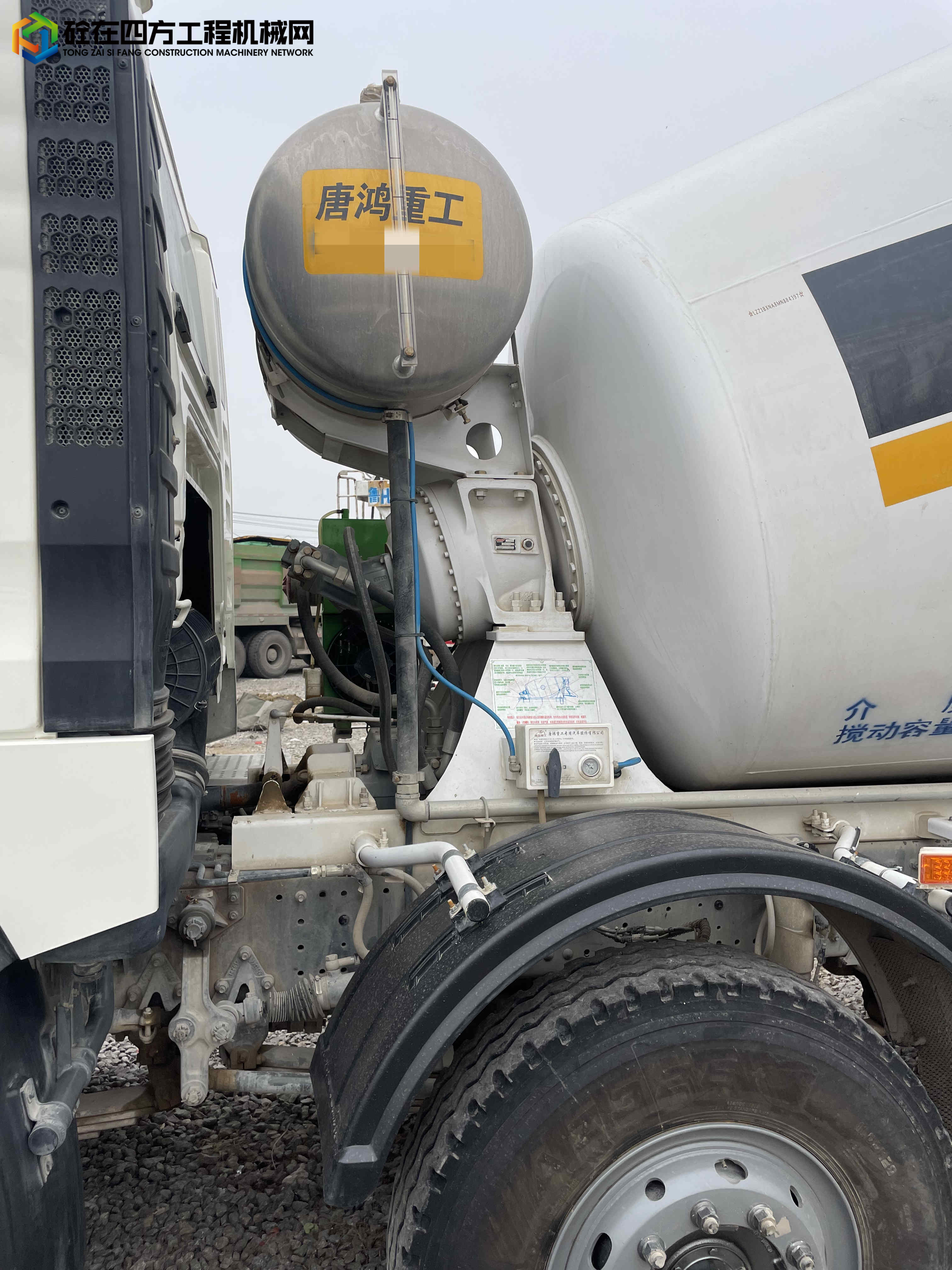https://images.tongzsf.com/tong/truck_machine/20220322/162397a110fe8a.jpg