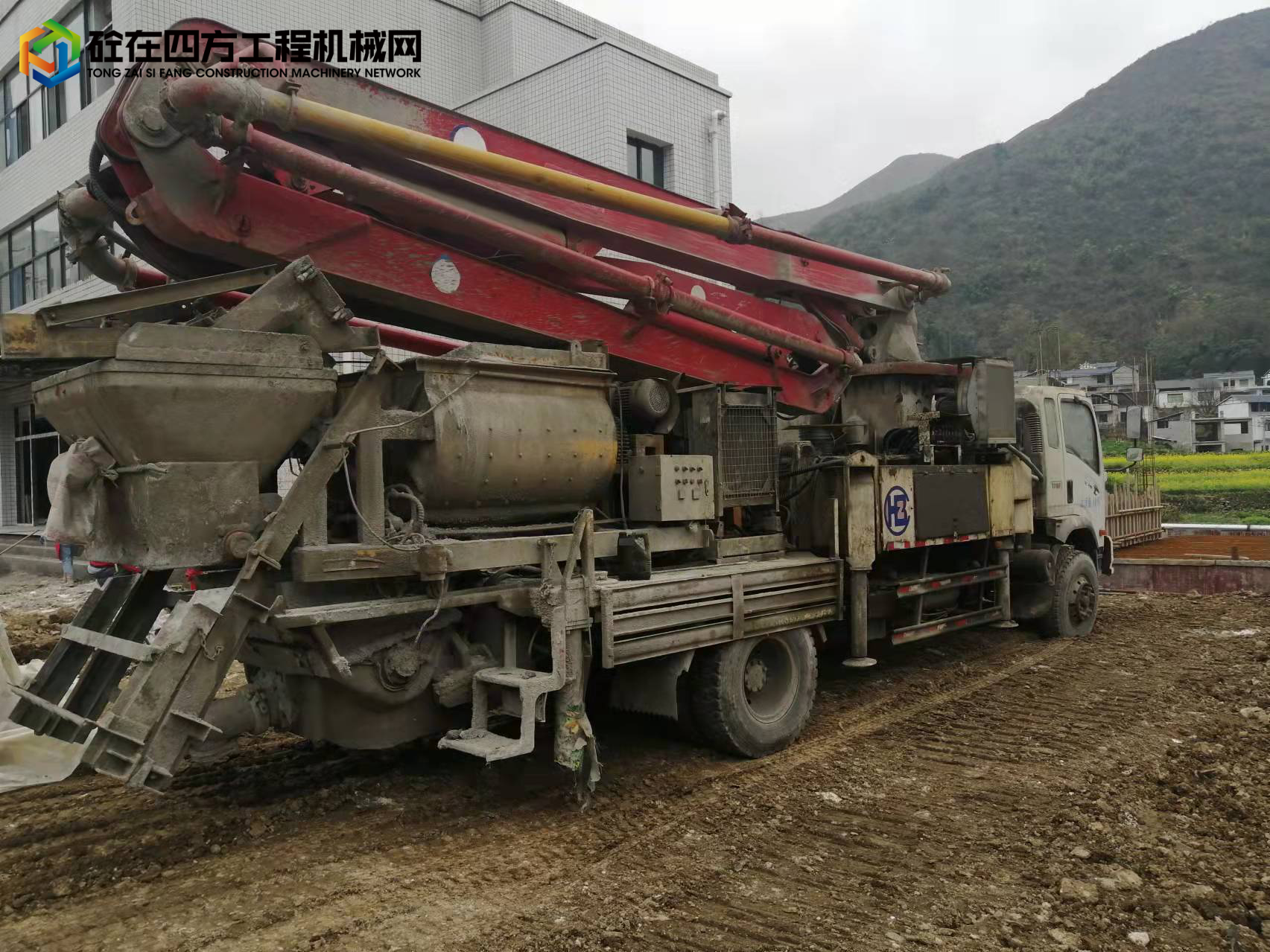 https://images.tongzsf.com/tong/truck_machine/20220322/16239962b491bf.jpg