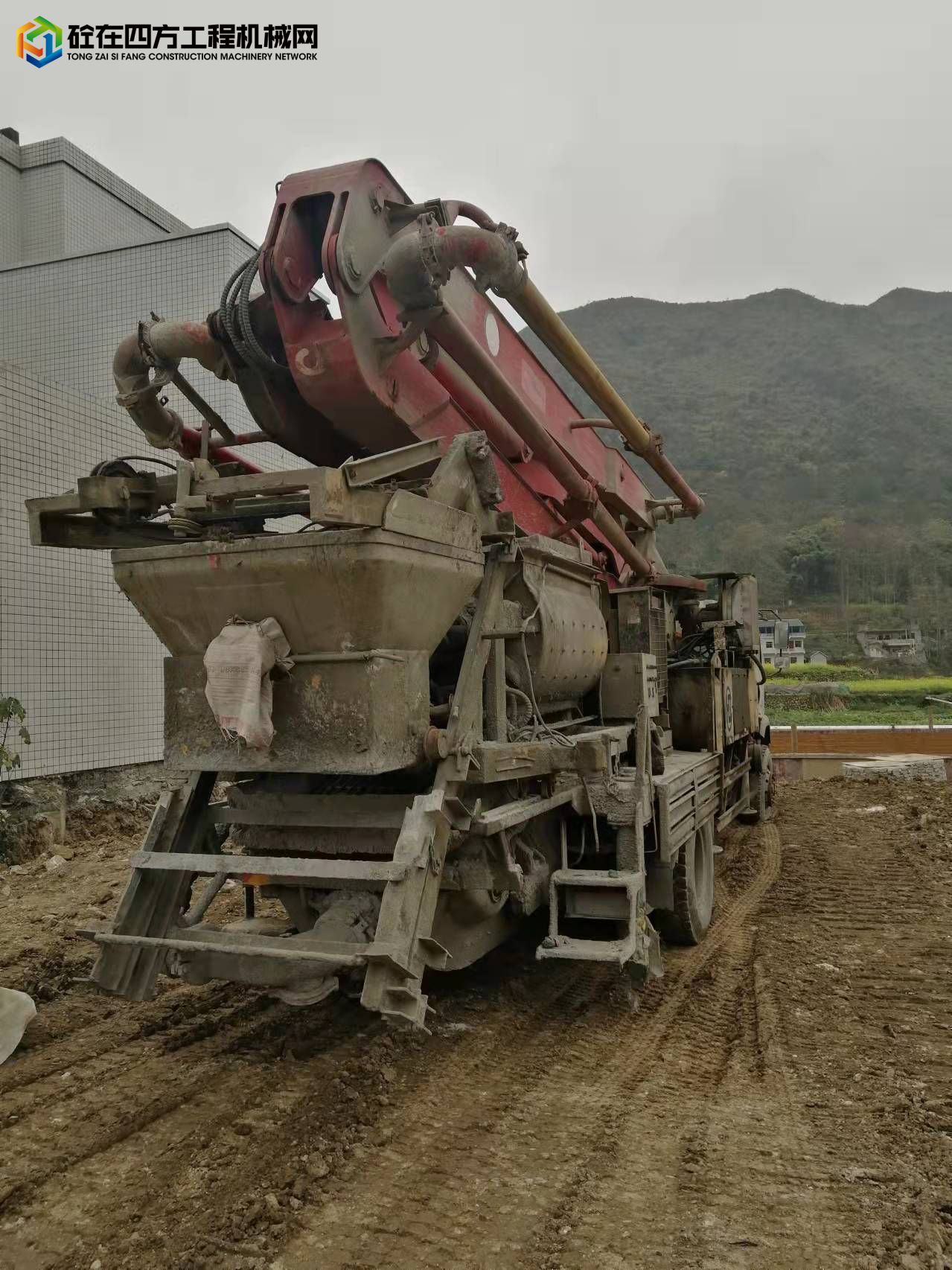 https://images.tongzsf.com/tong/truck_machine/20220322/16239963bcdc4b.jpg
