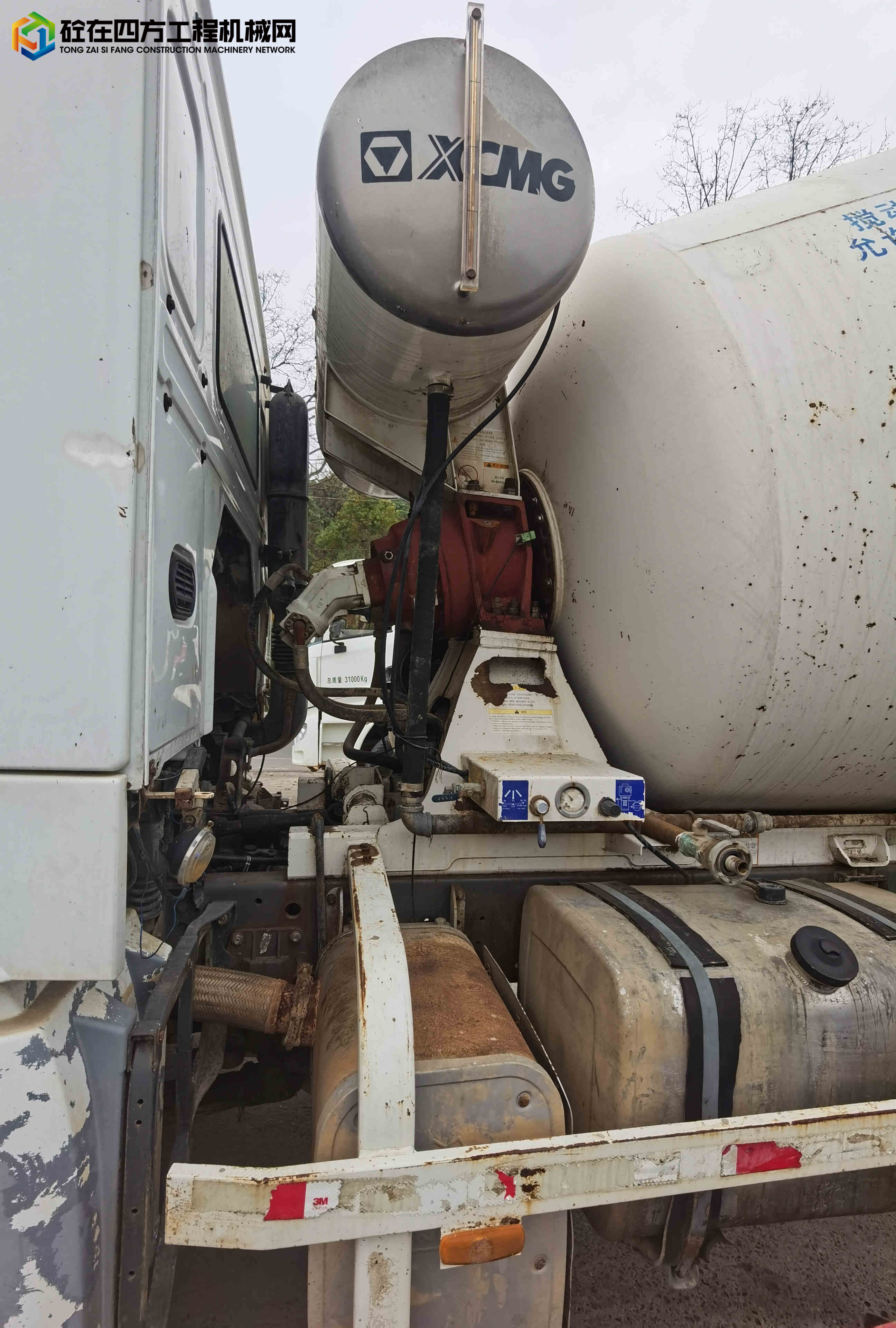 https://images.tongzsf.com/tong/truck_machine/20220323/1623a75dd3b8a9.jpg