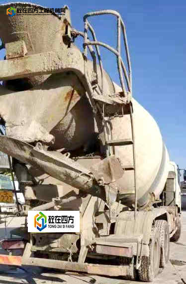 https://images.tongzsf.com/tong/truck_machine/20220323/1623ae0b824db8.jpg