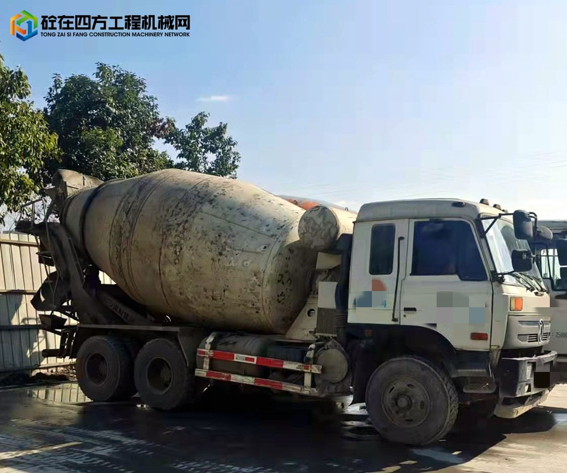 https://images.tongzsf.com/tong/truck_machine/20220324/1623c152fafee6.jpg