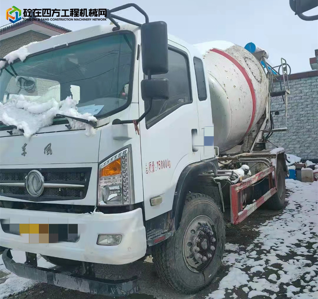 https://images.tongzsf.com/tong/truck_machine/20220324/1623c3ef4ce407.jpg