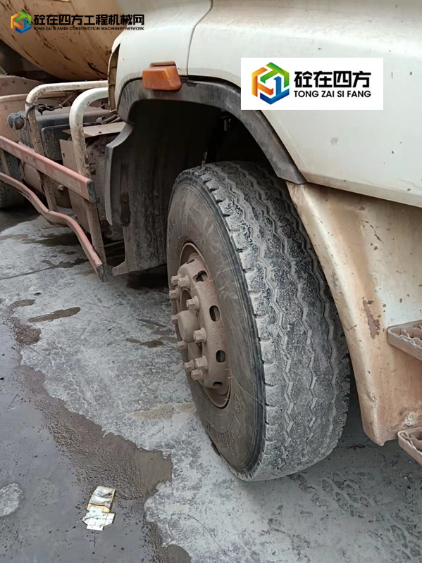 https://images.tongzsf.com/tong/truck_machine/20220326/1623e807dd4c49.jpg