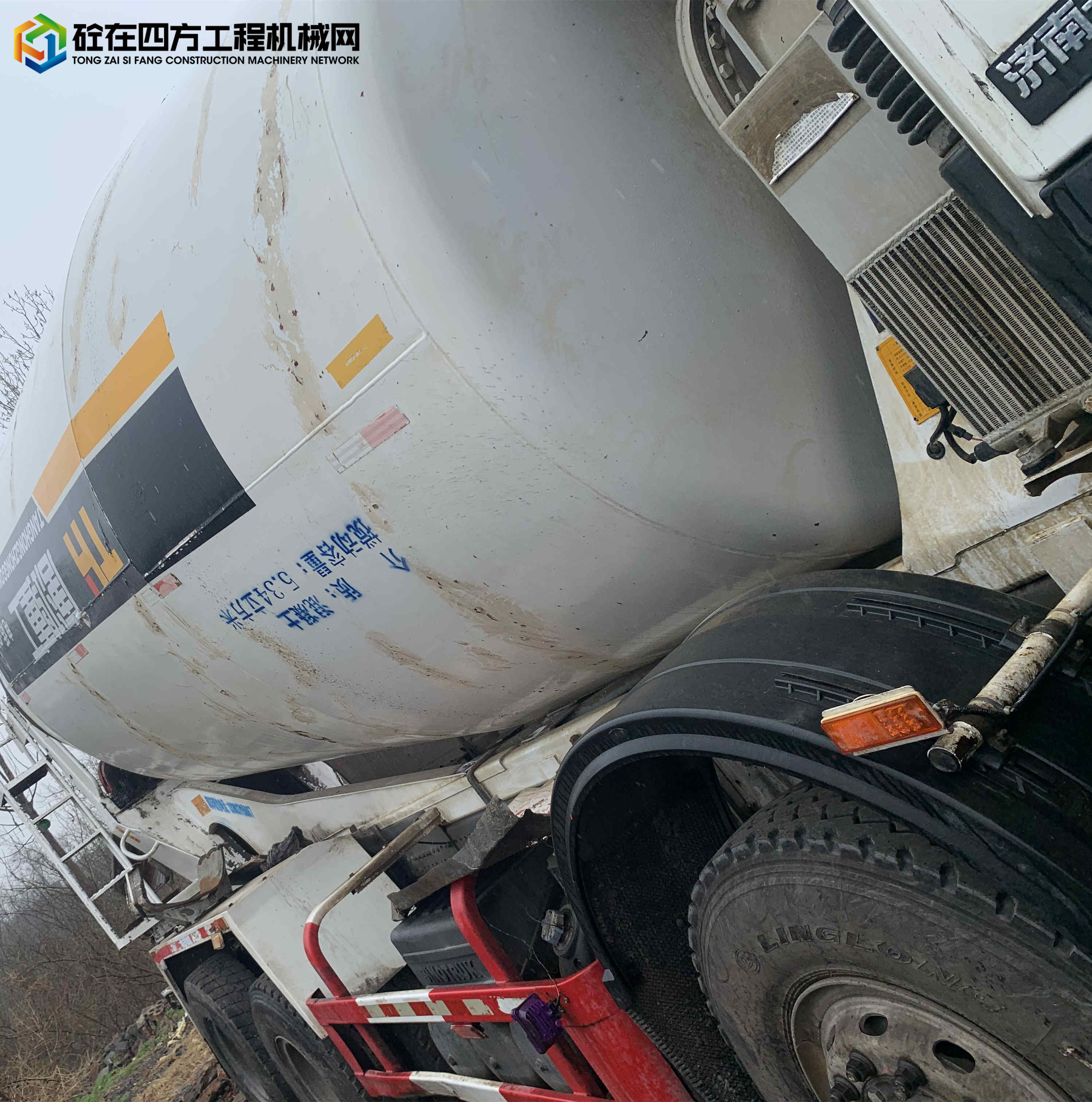 https://images.tongzsf.com/tong/truck_machine/20220328/1624159998037a.jpg