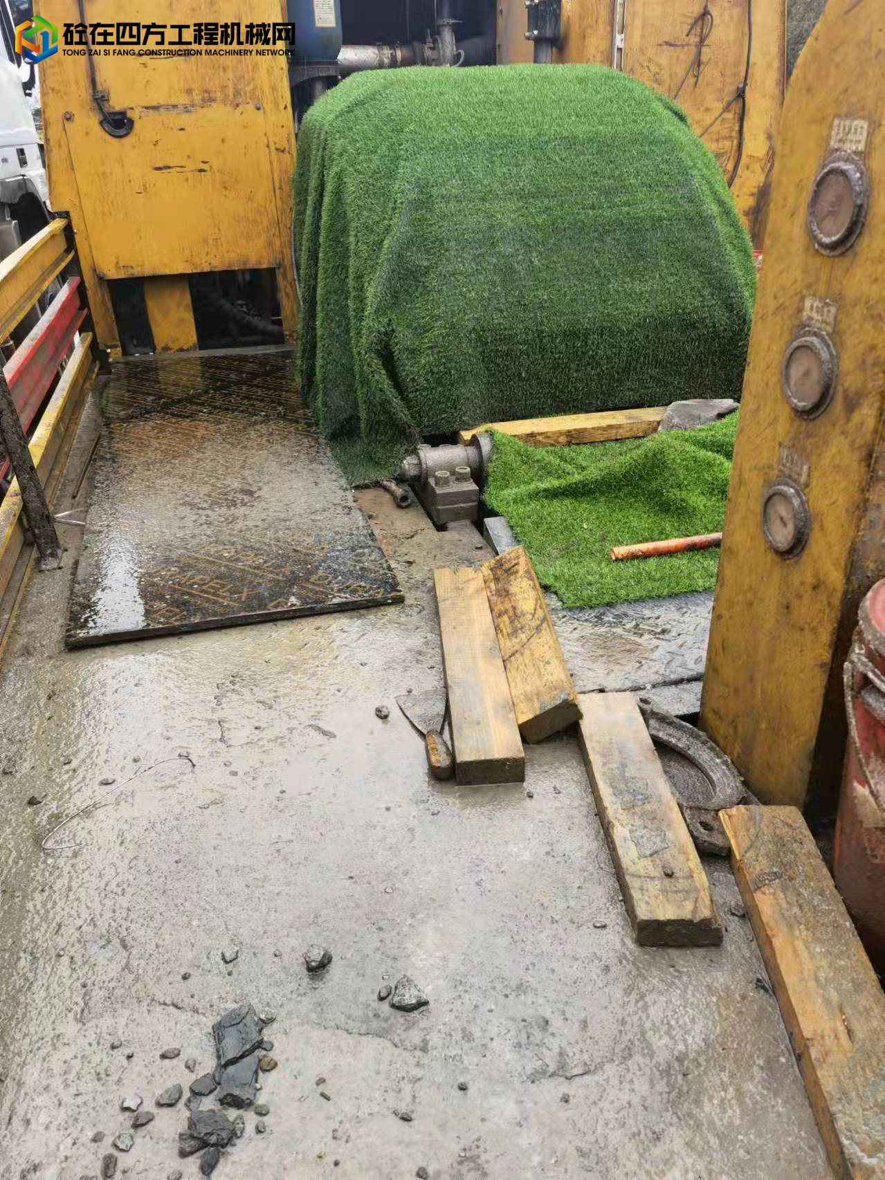 https://images.tongzsf.com/tong/truck_machine/20220331/1624567ca05666.jpg