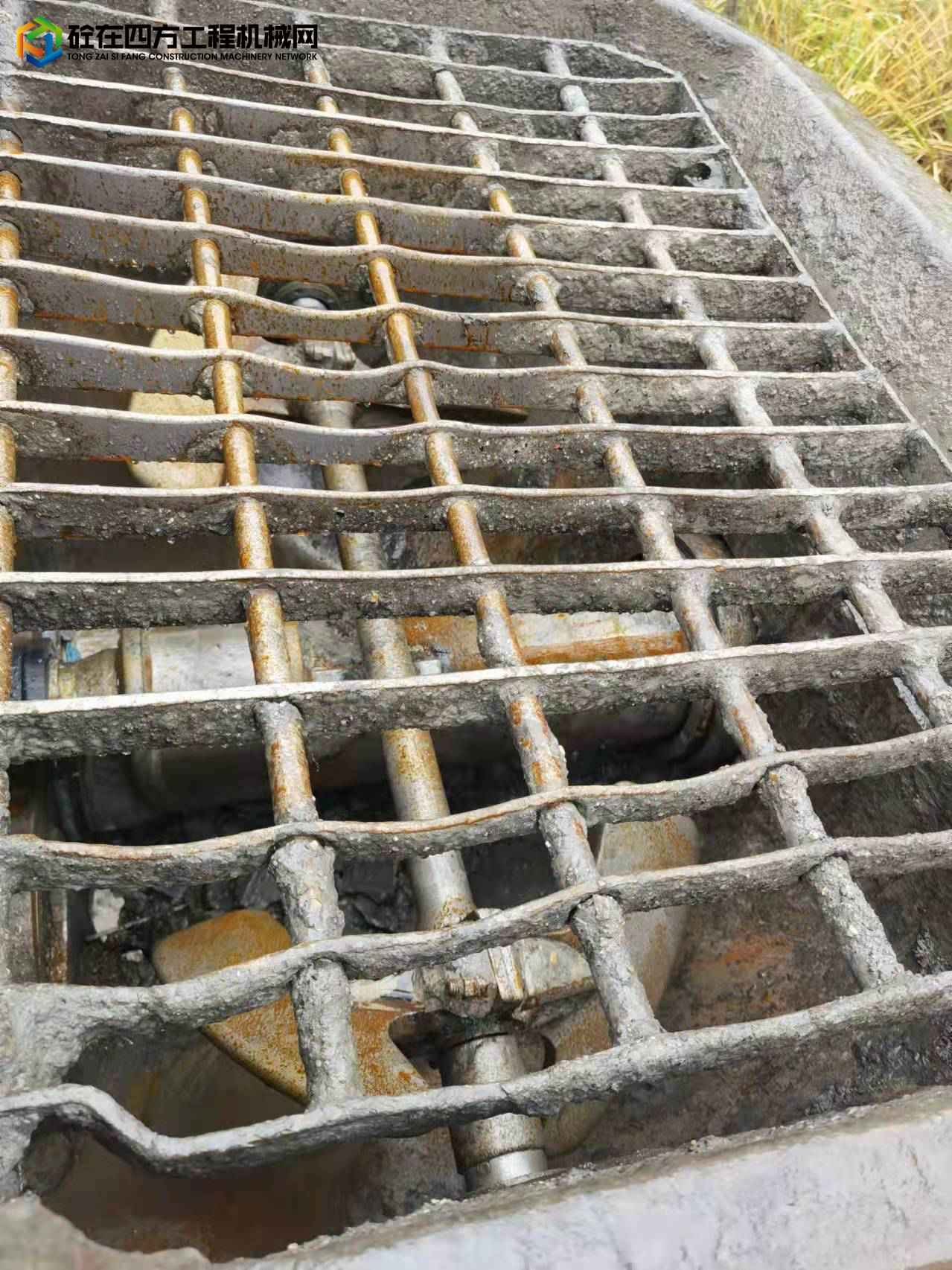 https://images.tongzsf.com/tong/truck_machine/20220331/1624567cc0db3e.jpg