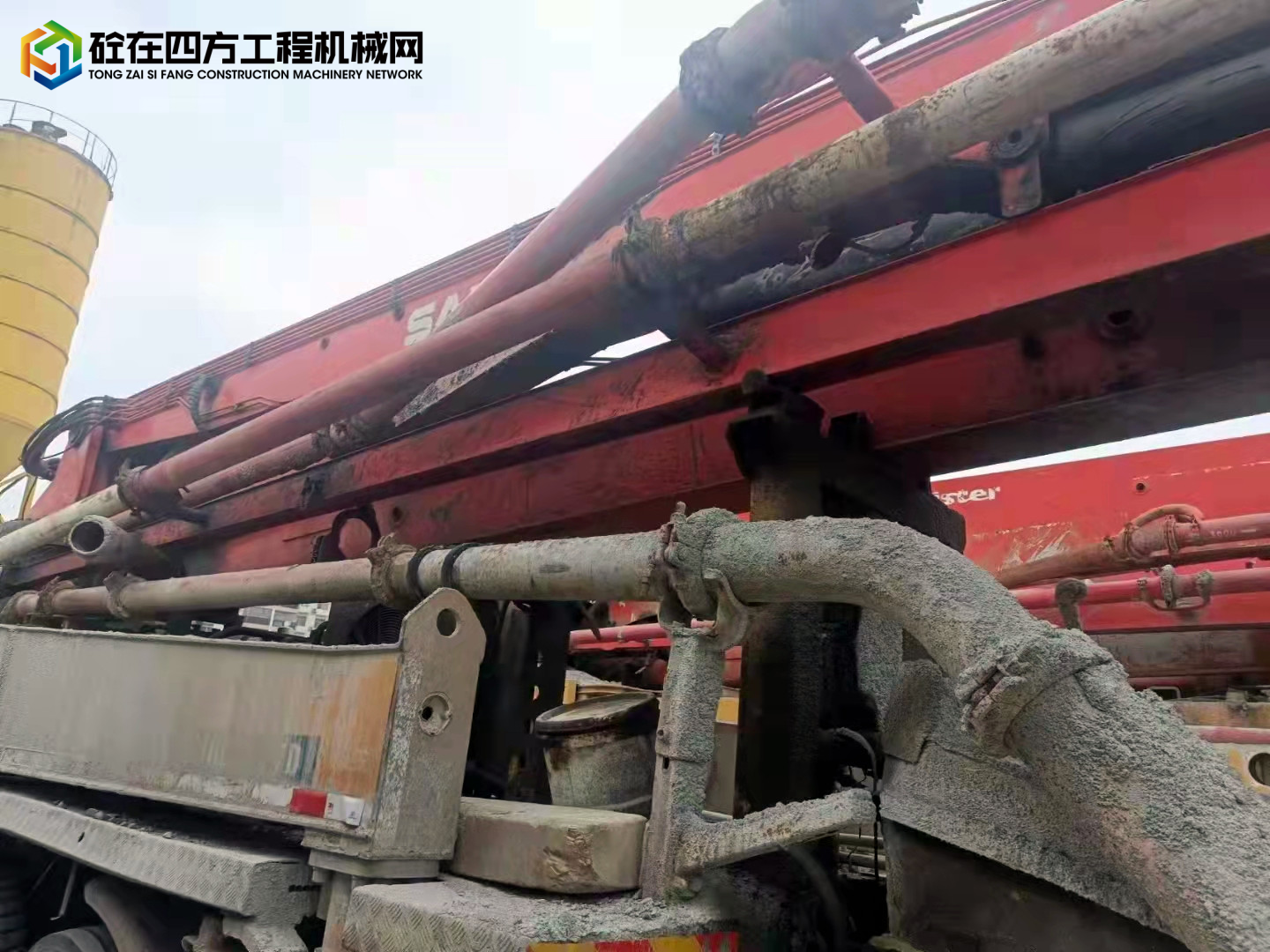 https://images.tongzsf.com/tong/truck_machine/20220402/1624814f30bdb3.jpg