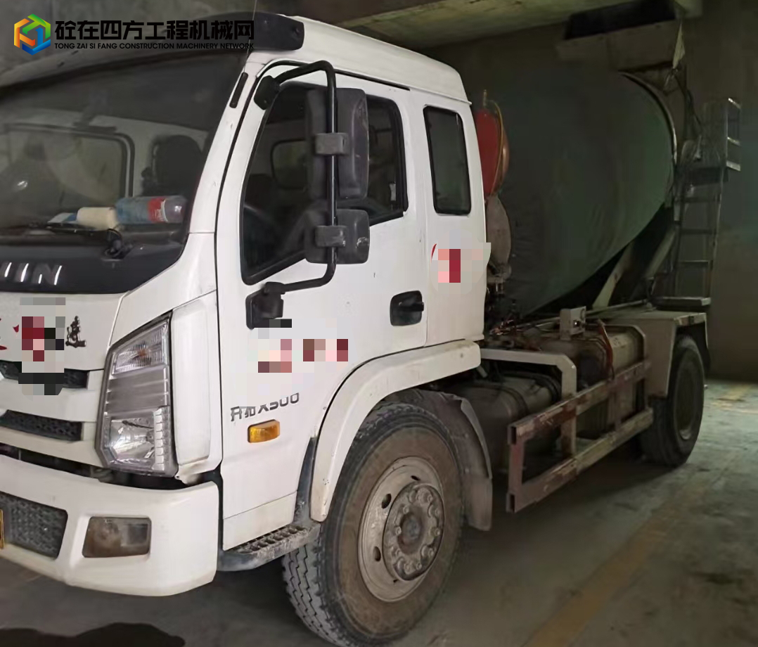 https://images.tongzsf.com/tong/truck_machine/20220405/1624c494408e21.jpg