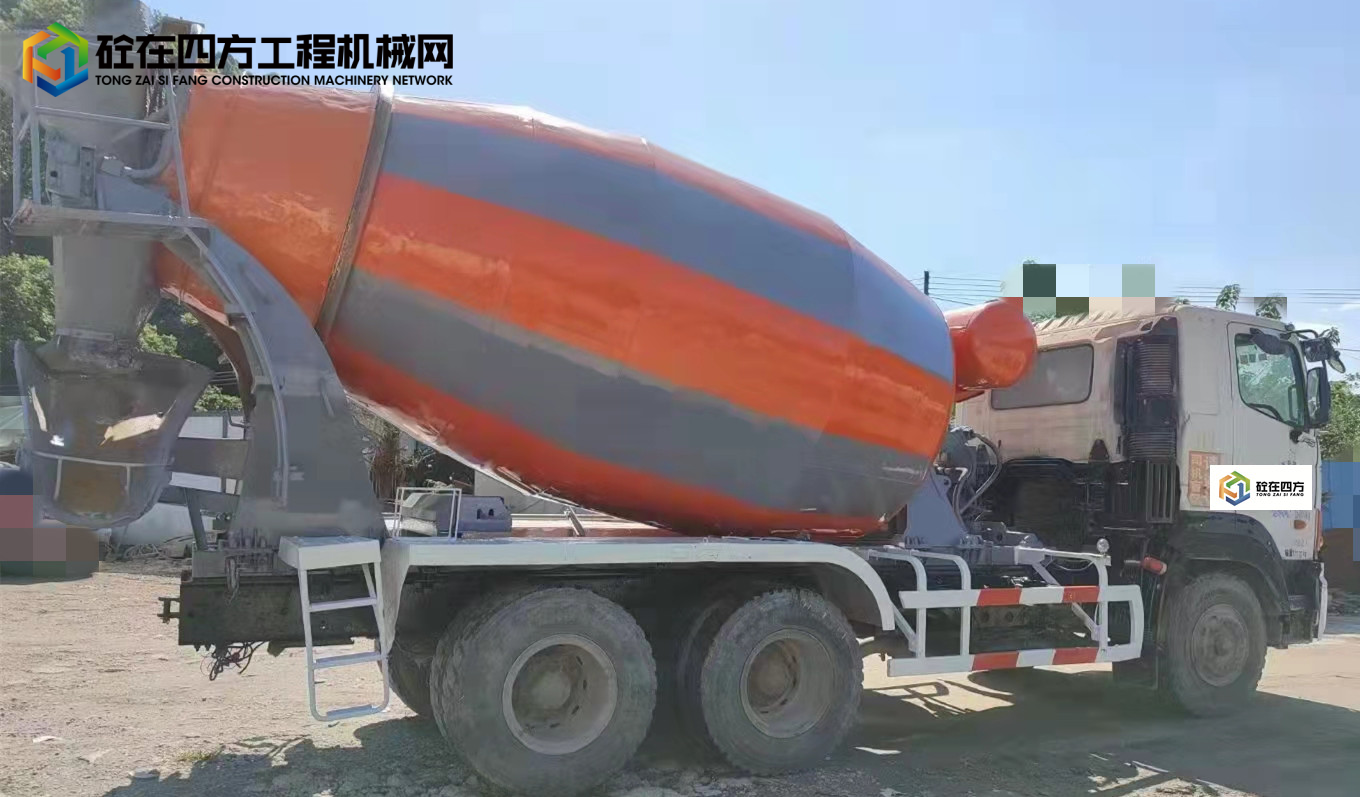 https://images.tongzsf.com/tong/truck_machine/20220406/1624ceec6c8dad.jpg