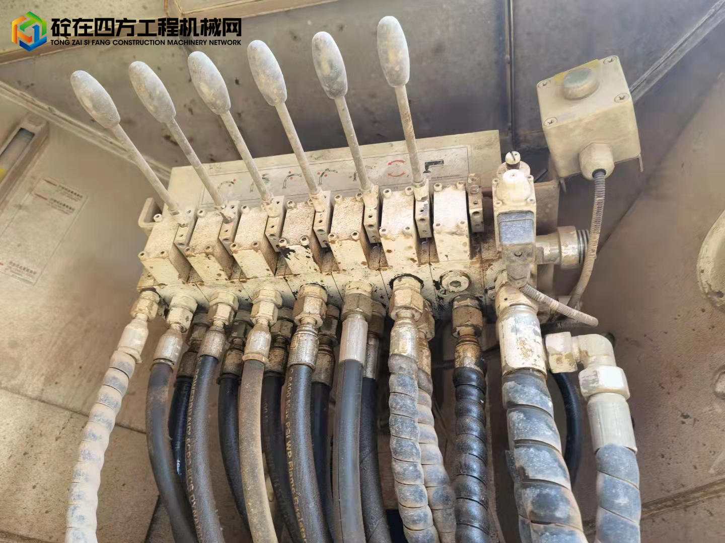 https://images.tongzsf.com/tong/truck_machine/20220406/1624d0d354ec09.jpg