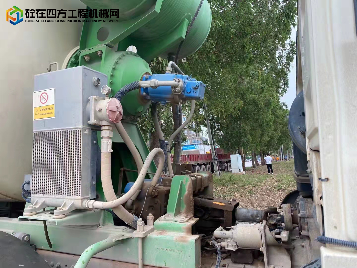 https://images.tongzsf.com/tong/truck_machine/20220407/1624e4ce1f1c8f.jpg