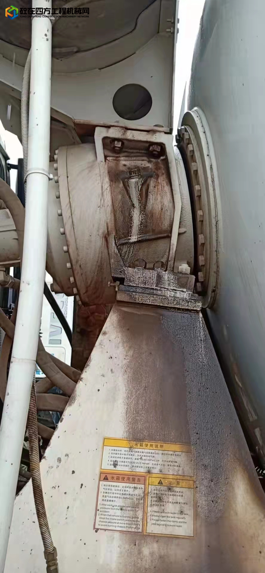 https://images.tongzsf.com/tong/truck_machine/20220408/1624f9af3d75c0.jpg