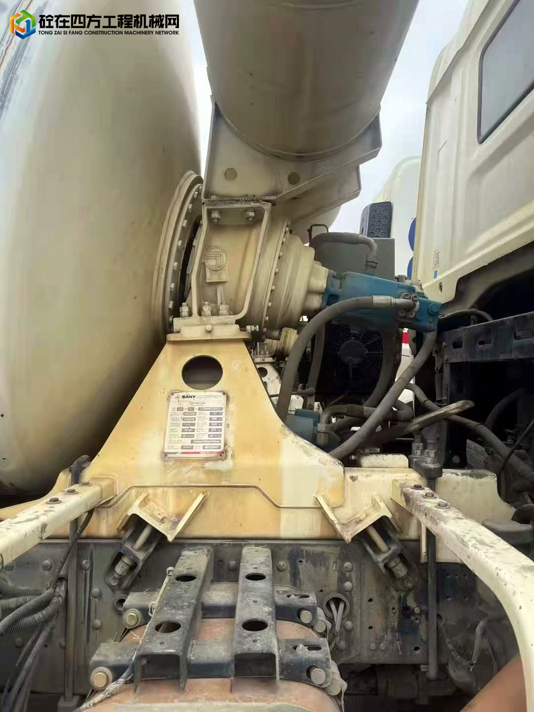 https://images.tongzsf.com/tong/truck_machine/20220408/1624fa44914fcd.jpg