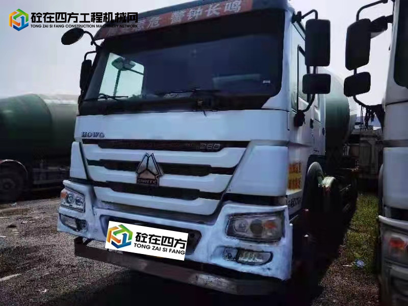 https://images.tongzsf.com/tong/truck_machine/20220408/1624fef0426fb9.jpg