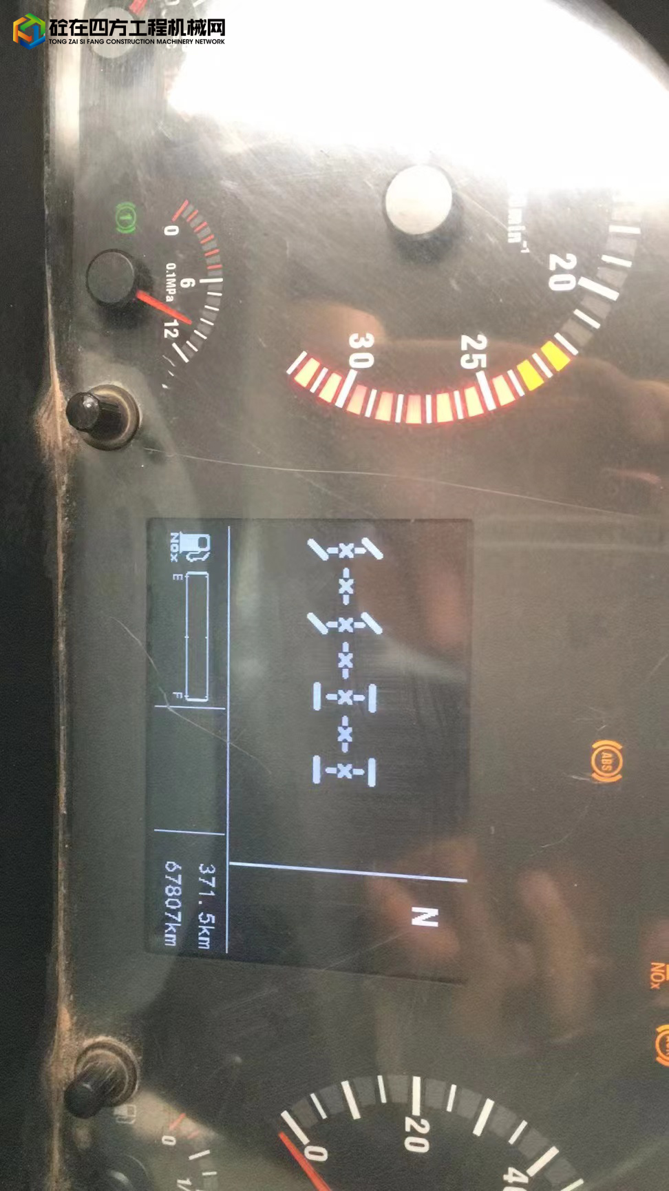 https://images.tongzsf.com/tong/truck_machine/20220412/162551aa140f3d.jpg