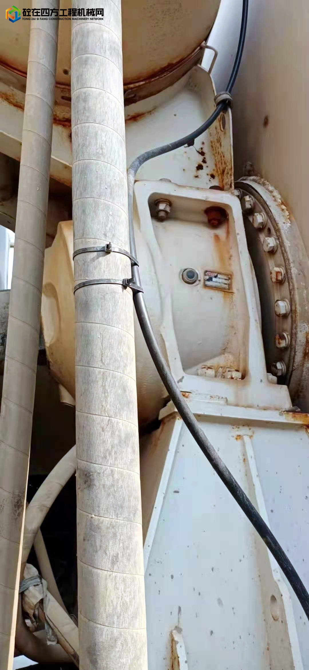 https://images.tongzsf.com/tong/truck_machine/20220414/1625782d70fb31.jpg