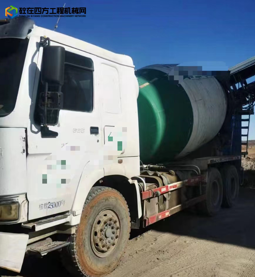 https://images.tongzsf.com/tong/truck_machine/20220414/1625794a0cfbd3.jpg