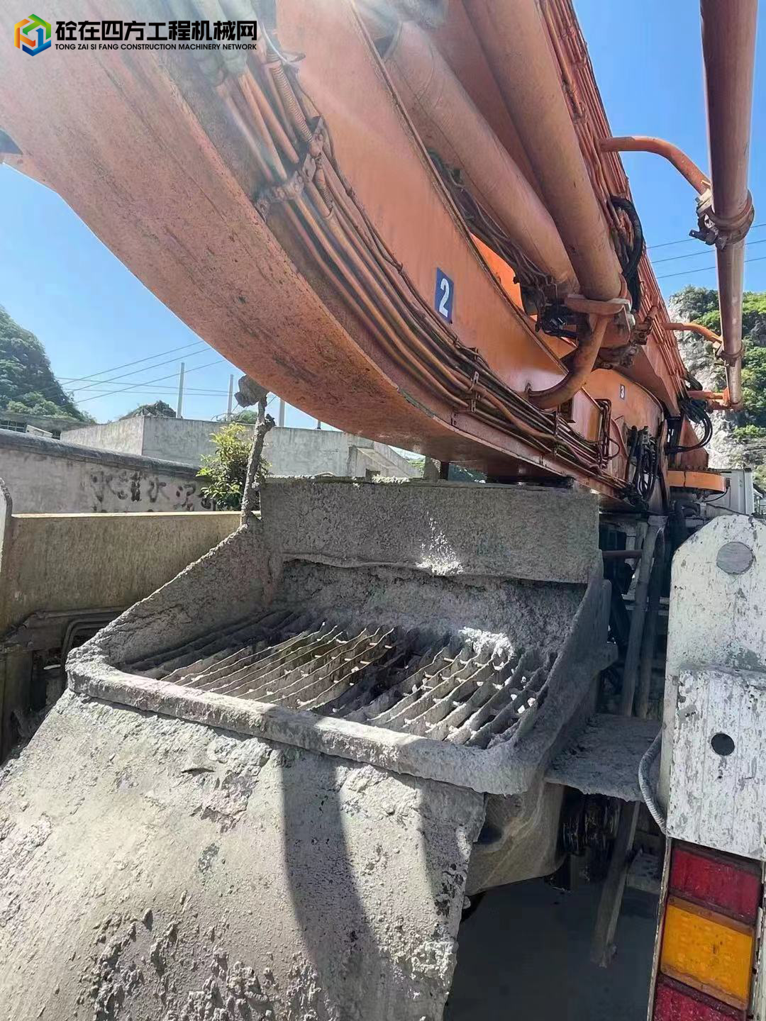 https://images.tongzsf.com/tong/truck_machine/20220415/1625909ac712af.jpg