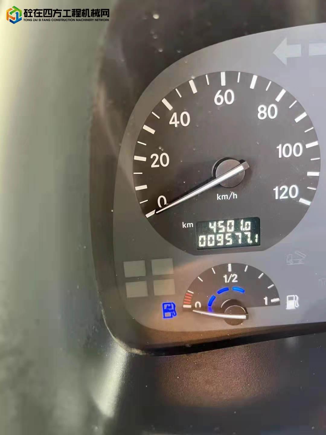 https://images.tongzsf.com/tong/truck_machine/20220416/1625a367c8352b.jpg