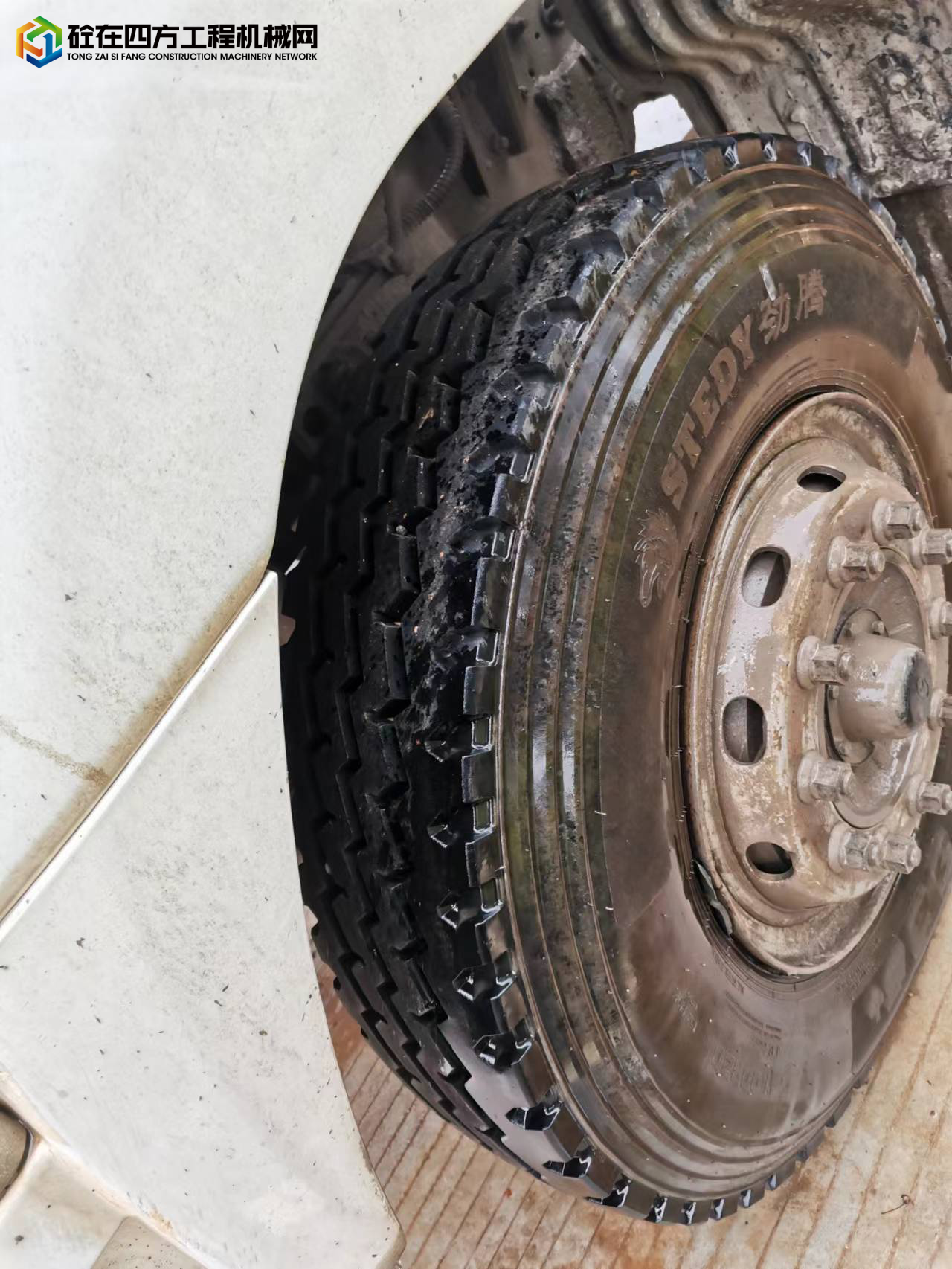 https://images.tongzsf.com/tong/truck_machine/20220416/1625a79ee1d662.jpg
