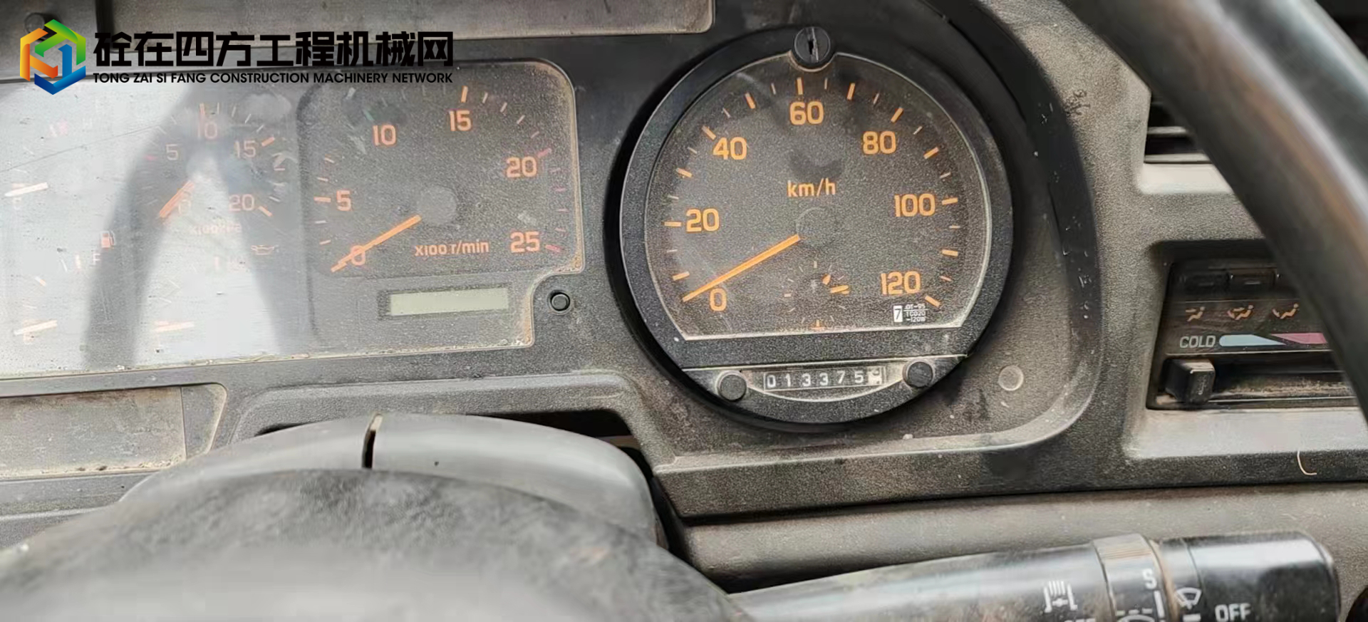 https://images.tongzsf.com/tong/truck_machine/20220418/1625d08efc8c33.jpg