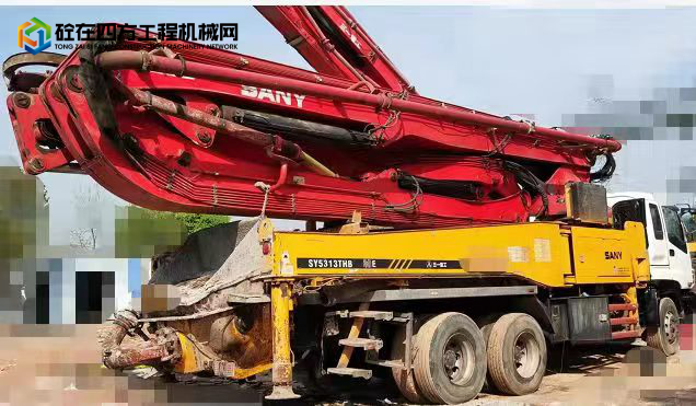 https://images.tongzsf.com/tong/truck_machine/20220418/1625d08f18dd81.jpg