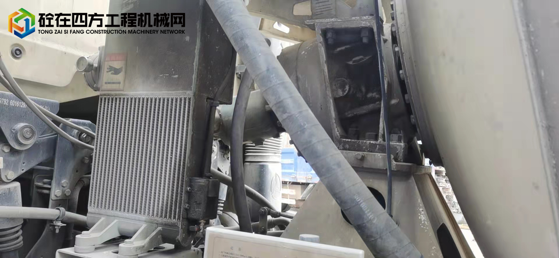 https://images.tongzsf.com/tong/truck_machine/20220419/1625e7fd13f185.jpg