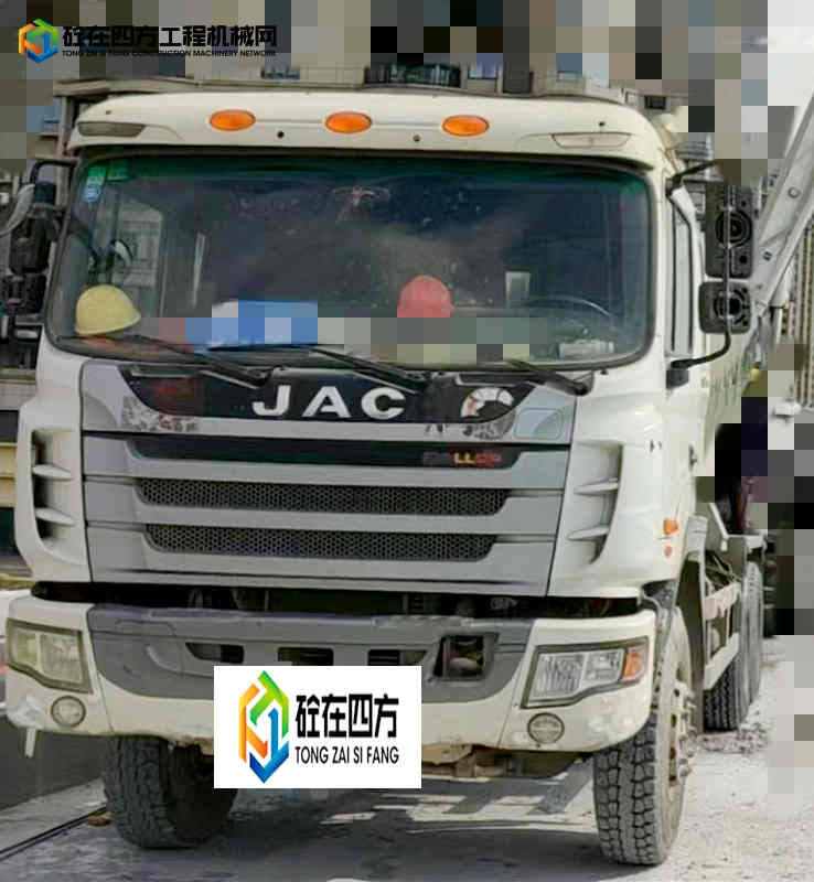 https://images.tongzsf.com/tong/truck_machine/20220421/162611bbec9eb6.jpg