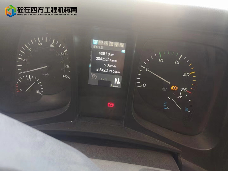 https://images.tongzsf.com/tong/truck_machine/20220422/16262604c105c3.jpg