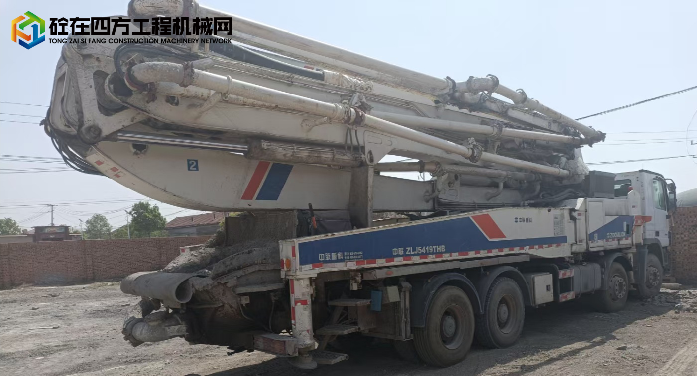 https://images.tongzsf.com/tong/truck_machine/20220423/16263c463bbac3.jpg