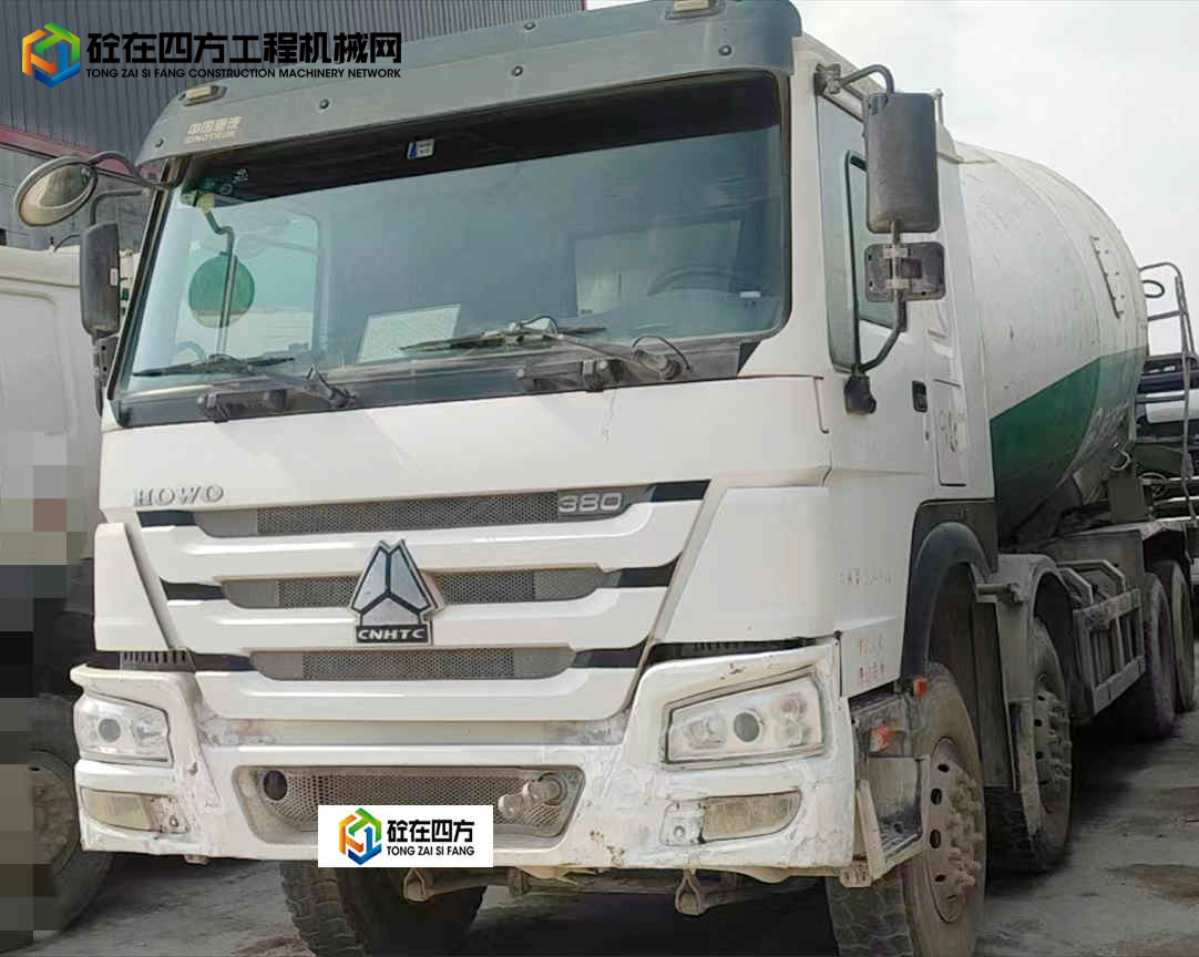 https://images.tongzsf.com/tong/truck_machine/20220426/16267c16f63b42.jpg