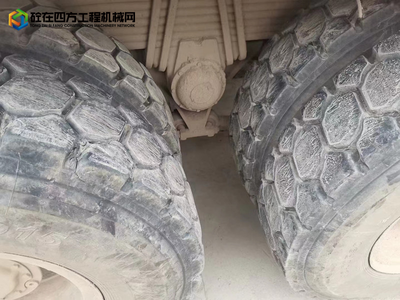 https://images.tongzsf.com/tong/truck_machine/20220427/162689e781bb8c.jpg