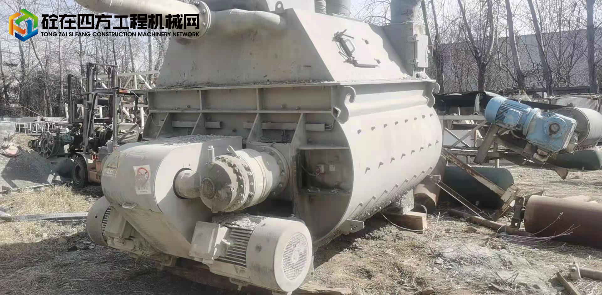 https://images.tongzsf.com/tong/truck_machine/20220428/1626a32c23ed5d.jpg