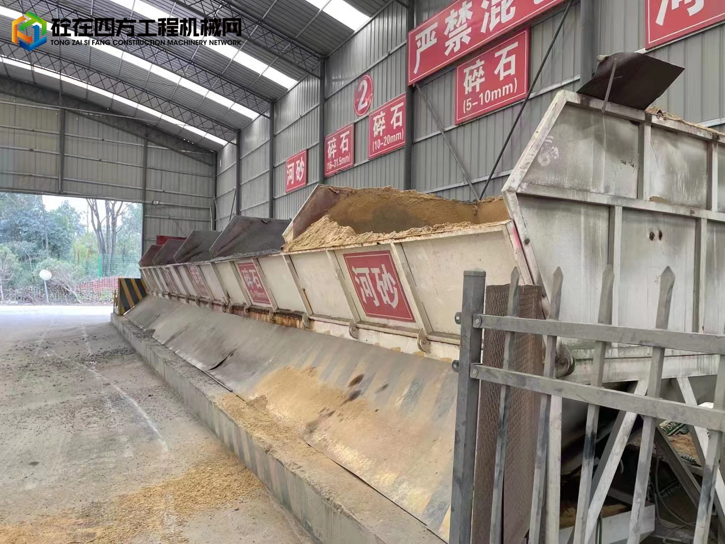 https://images.tongzsf.com/tong/truck_machine/20220428/1626a3b7d7b9ab.jpg