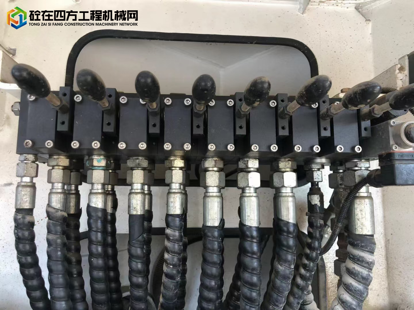 https://images.tongzsf.com/tong/truck_machine/20220501/1626de775011a4.jpg