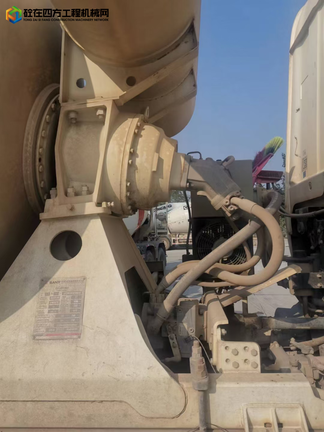 https://images.tongzsf.com/tong/truck_machine/20220504/162727aeb01195.jpg