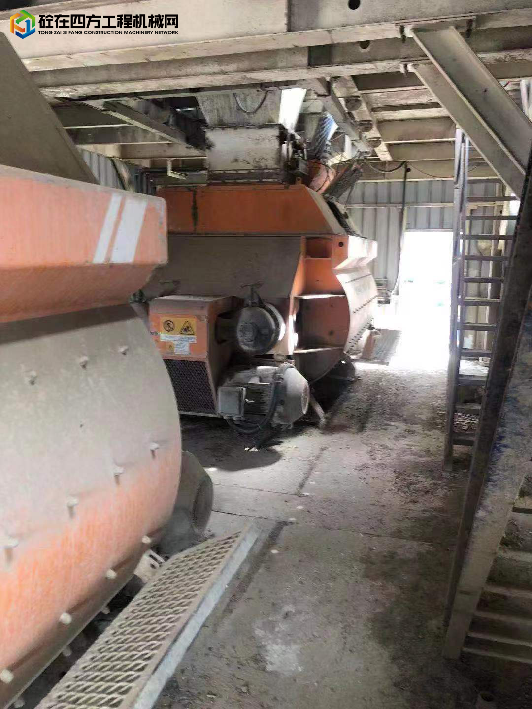 https://images.tongzsf.com/tong/truck_machine/20220505/162732e8293565.jpg