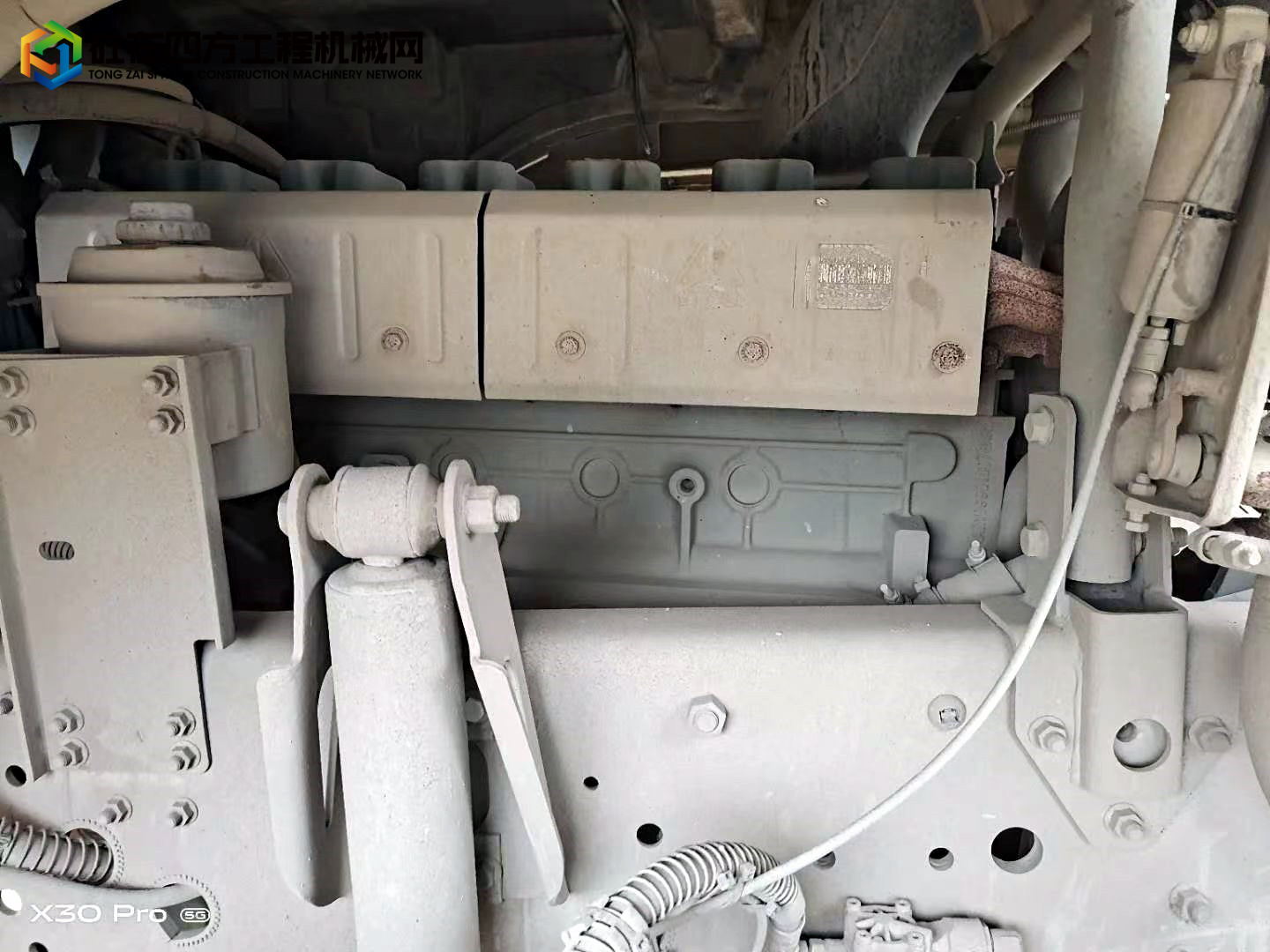 https://images.tongzsf.com/tong/truck_machine/20220505/1627337ca674f3.jpg