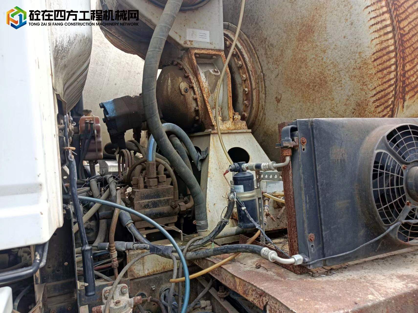 https://images.tongzsf.com/tong/truck_machine/20220507/162761e741d645.jpg