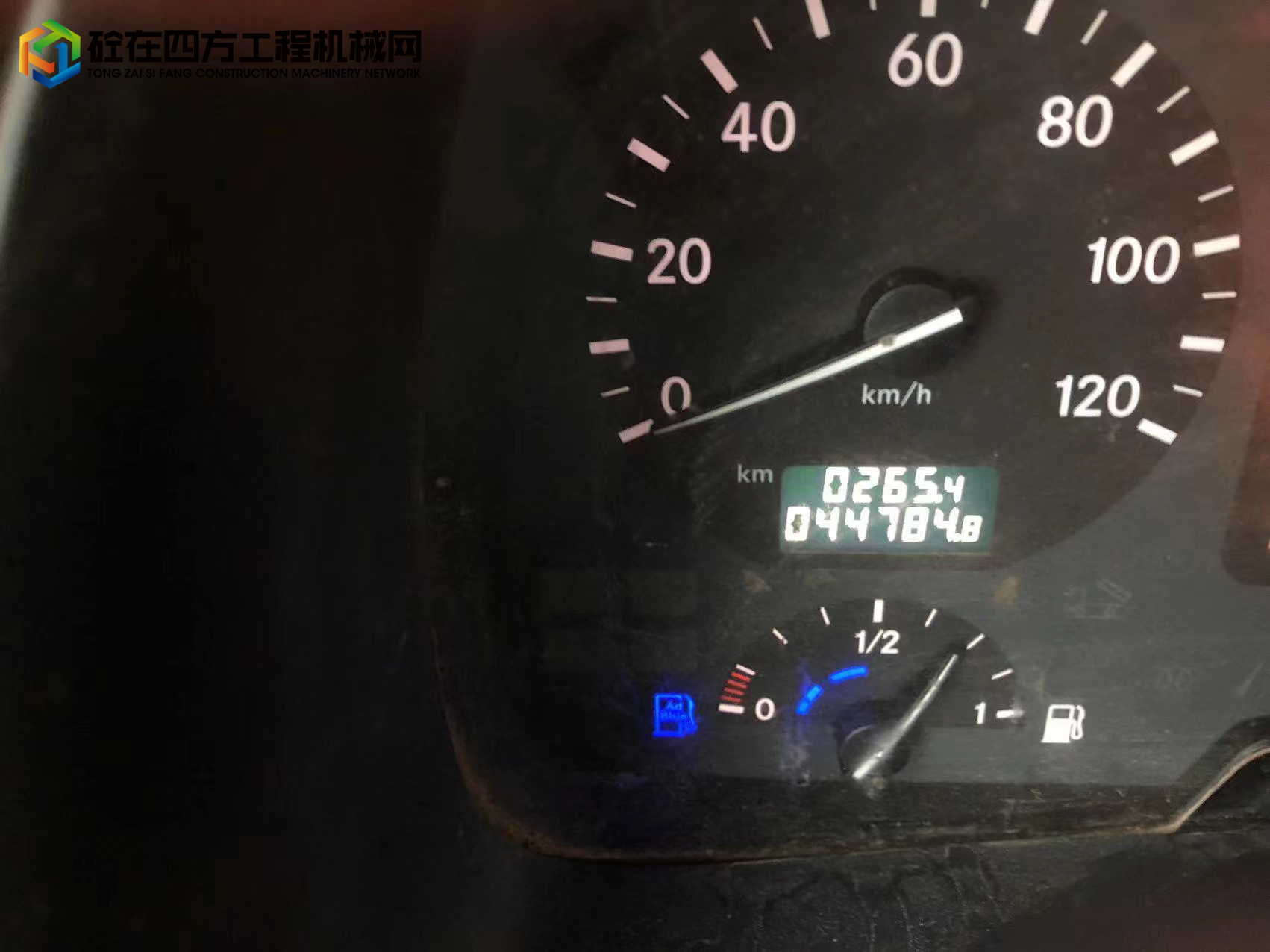 https://images.tongzsf.com/tong/truck_machine/20220510/16279d2cdf00af.jpg