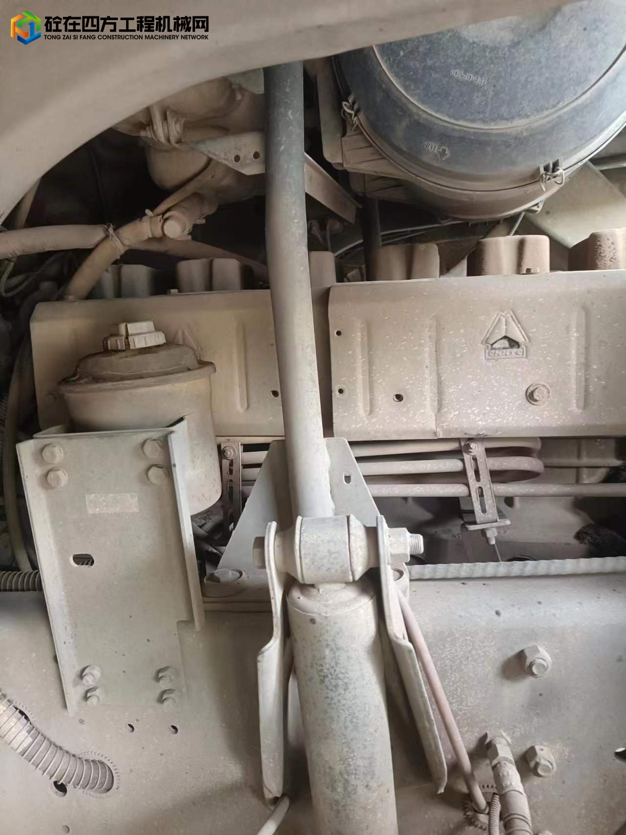 https://images.tongzsf.com/tong/truck_machine/20220511/1627b2c0aa7095.jpg